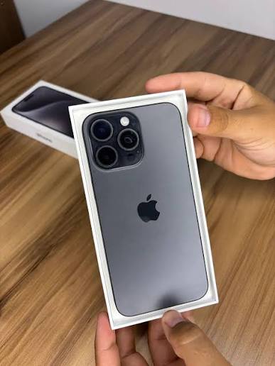 Apple iPhone 15 Pro Max 256GB