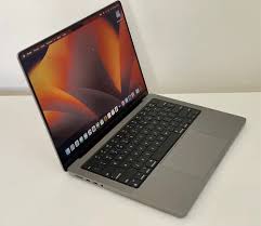 MacBook Pro M2 14" 512GB